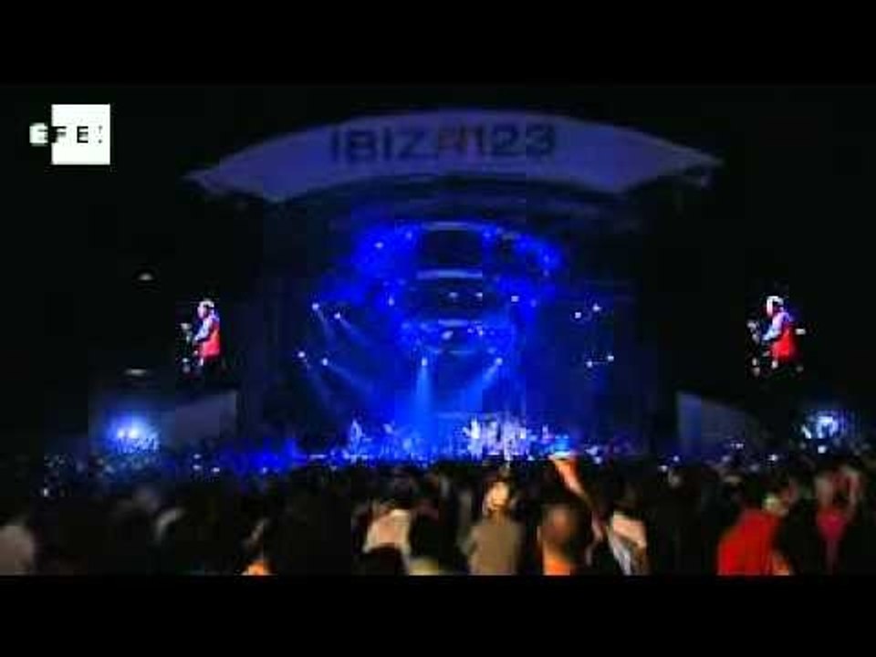 Sting treats Spain to hits after classic football performance