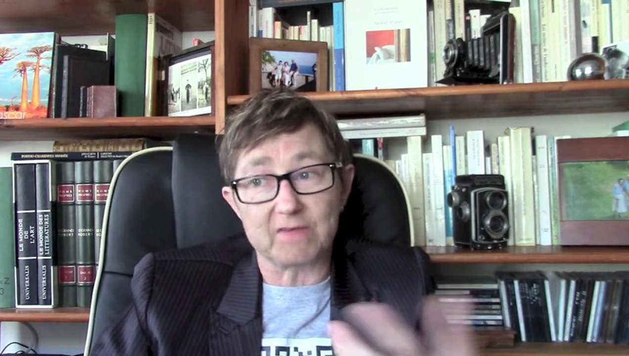 Louise Merzeau : effacement et réseaux sociaux