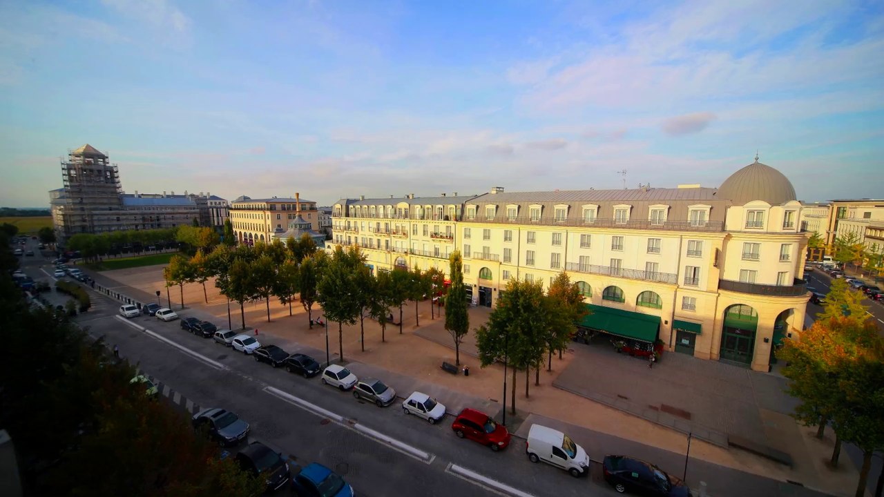 La place d'Ariane - Centre Urbain