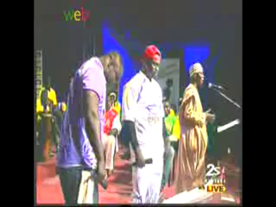 Face à Face Eumeu Sene Vs Modou Lo