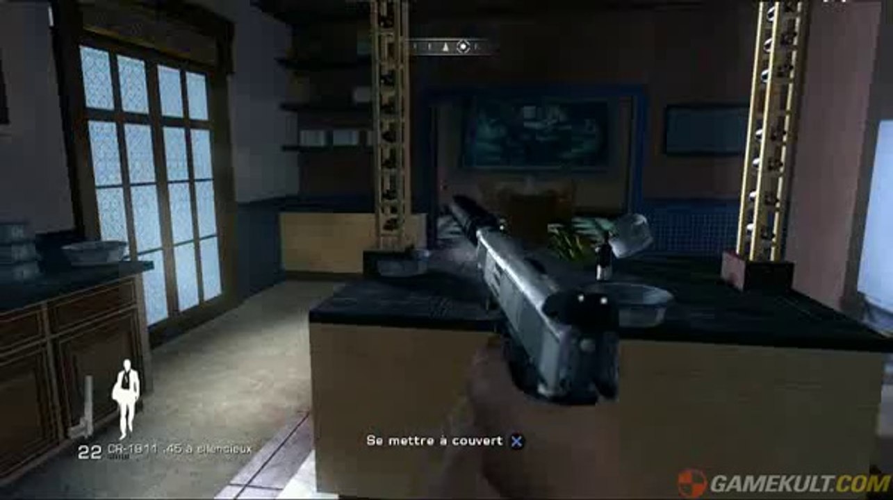 Quantum of Solace - James voit rouge