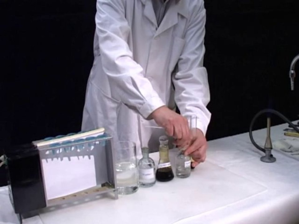 066. Качественная реакция на этанол