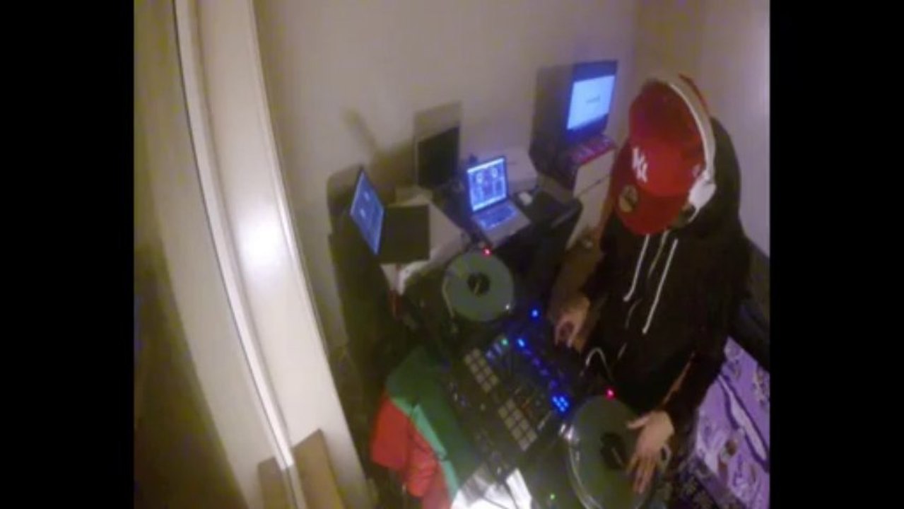 Live From The Lab #2: NY Classics Freestyle 🎶