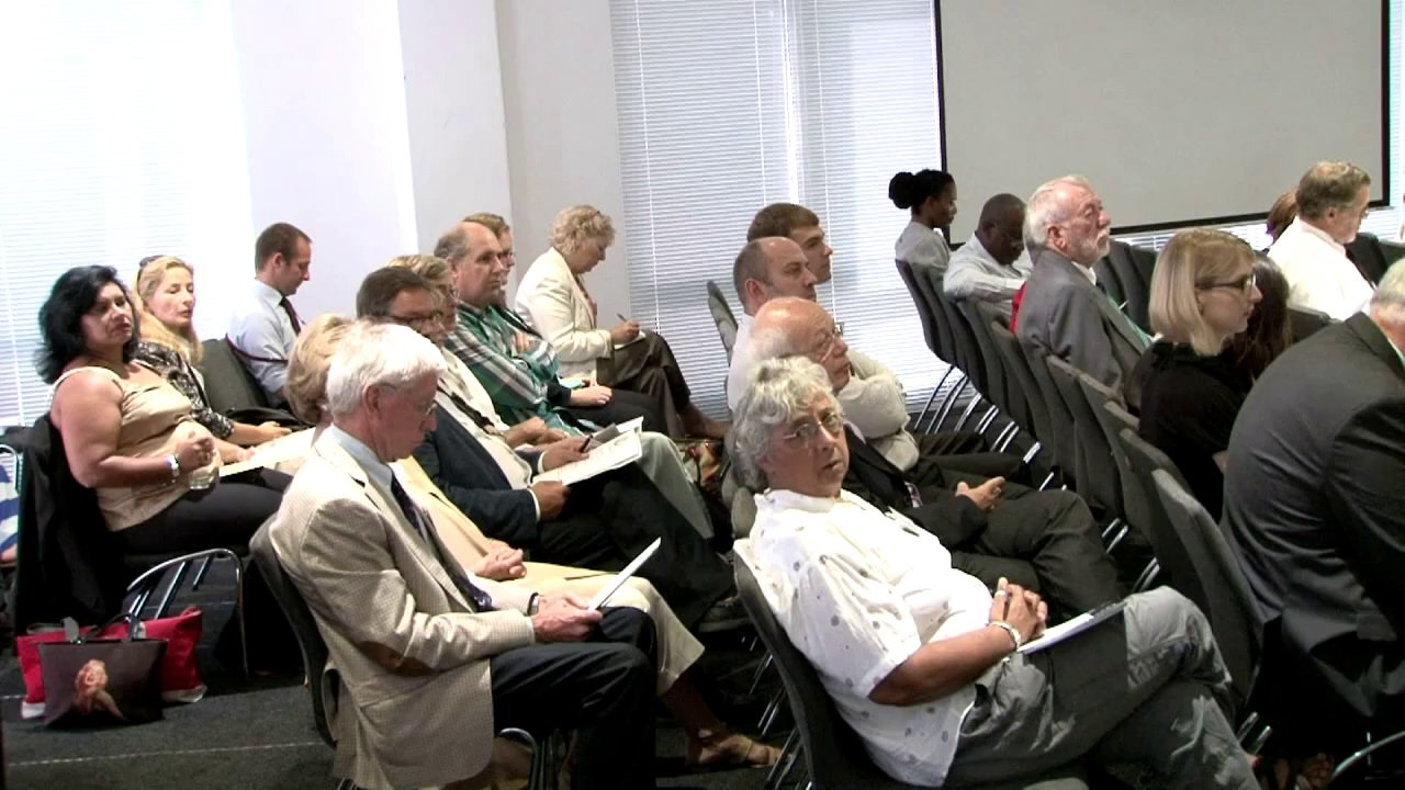 De Klerk accuses South African government of discrimination