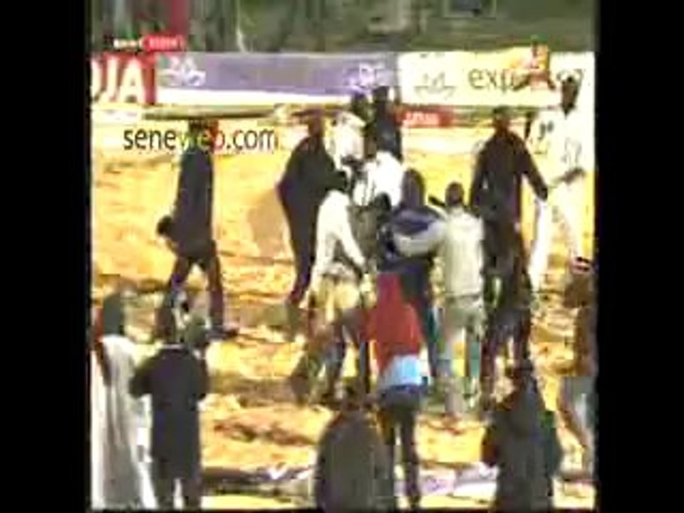 Modou Lo bat Eumeu Sene