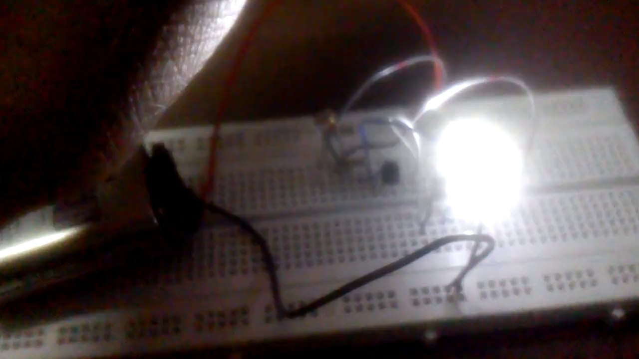 Automatic street light me 12196