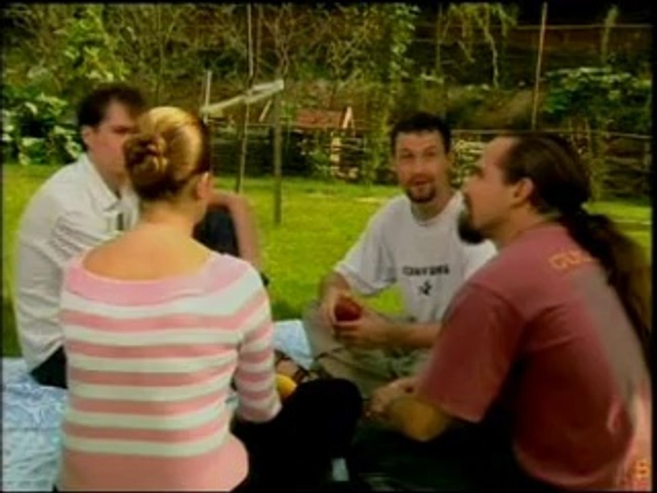 CD 09 (ENGLISH FOR LOW LEVELS)_5