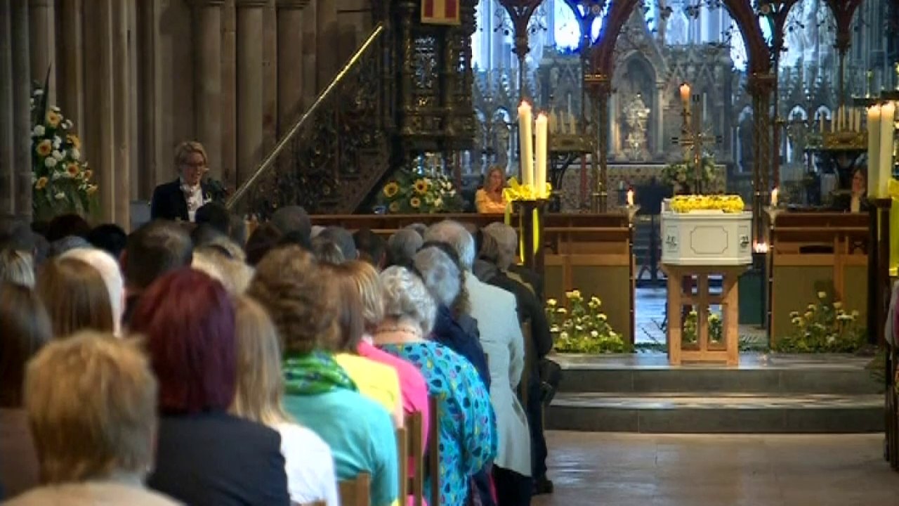 Stephen Sutton's funeral takes place
