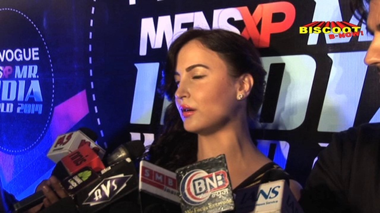 What is brewing between Arjun and Salman's love interest Elli?