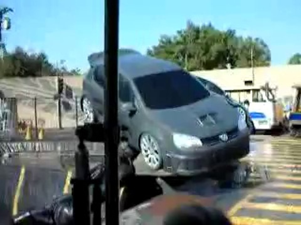 cars dancing with music!!