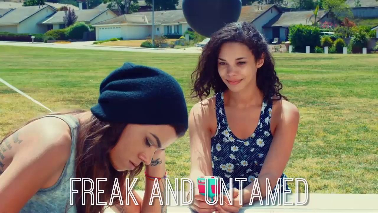 Lyric Video Unbreakable + Official Video