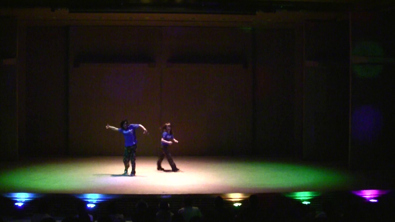 Team #16 - The Blue Stream_1