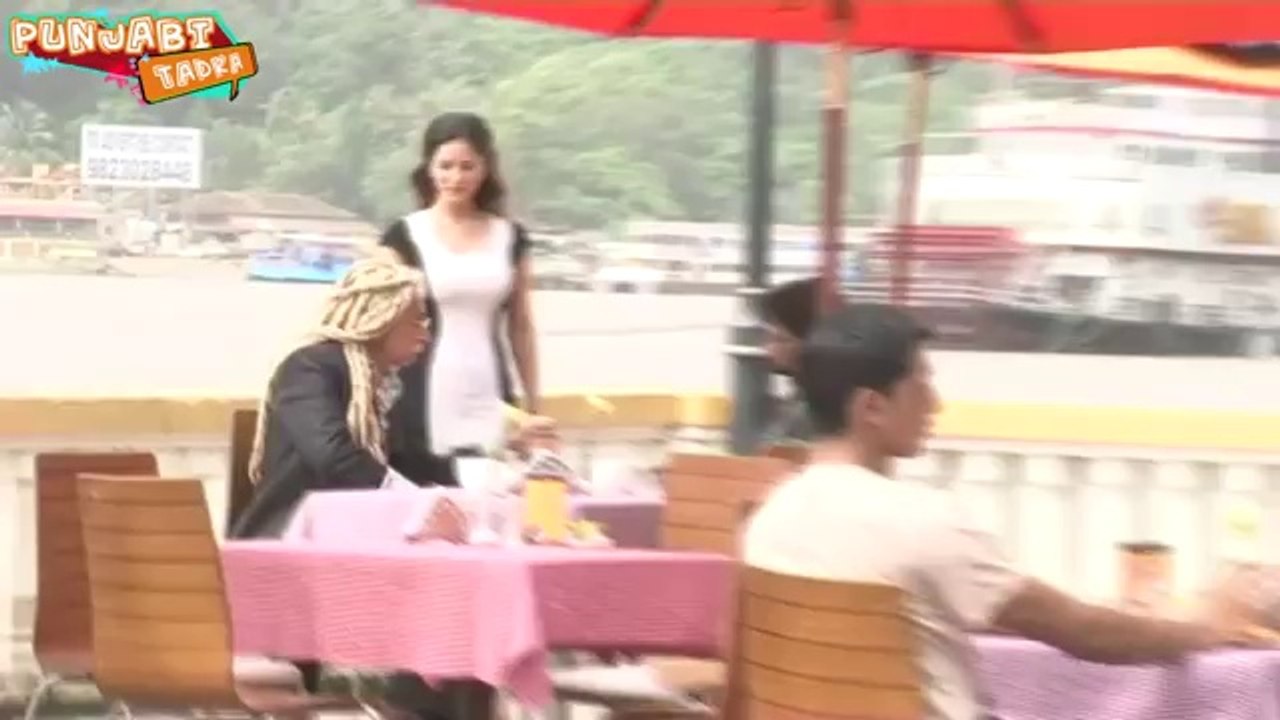 Sunny Leone, haunted by her LESBIAN PORNO Past by BOLLYWOOD TWEETS