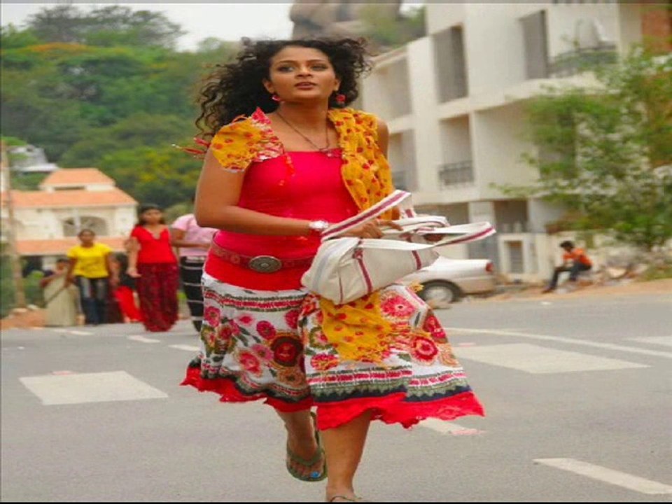 Katrina Kaif sexy new urdu song