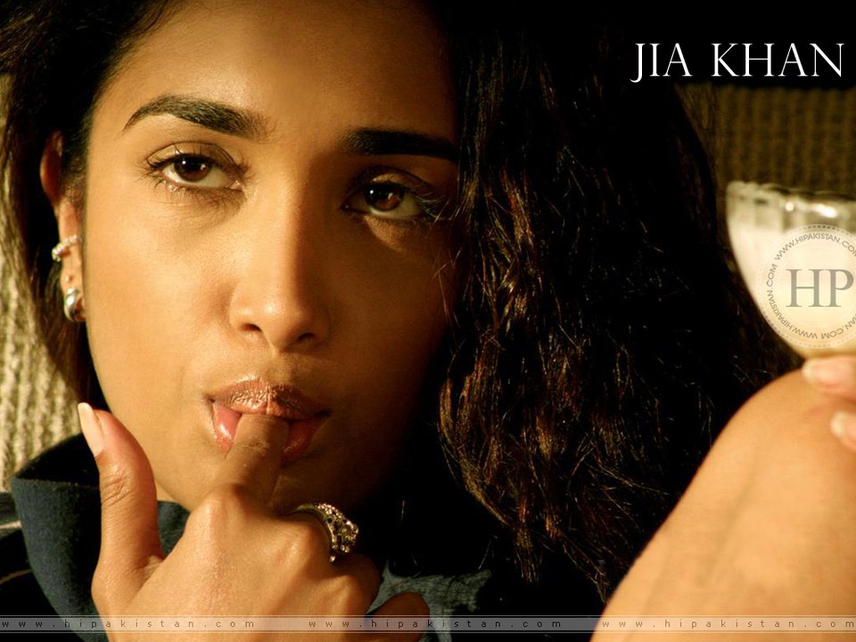 Murder Mystery Girl Jiah Khan | Bollywood Biography