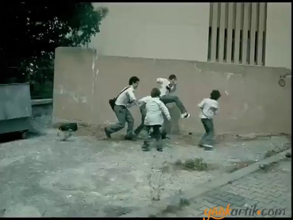 Adil Davranmak İnsanlık mı? 🤔