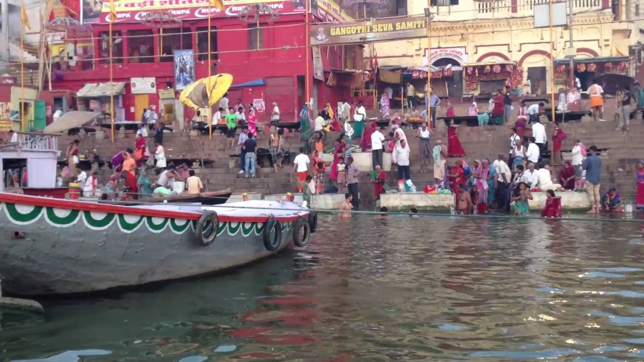Giselle Brings Joy to India 🇮🇳