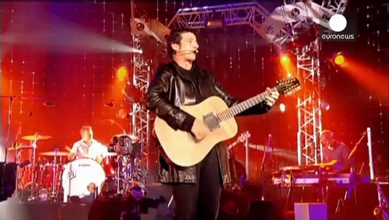 Alicia Keys: new face of Givenchy, compares music and perfumes