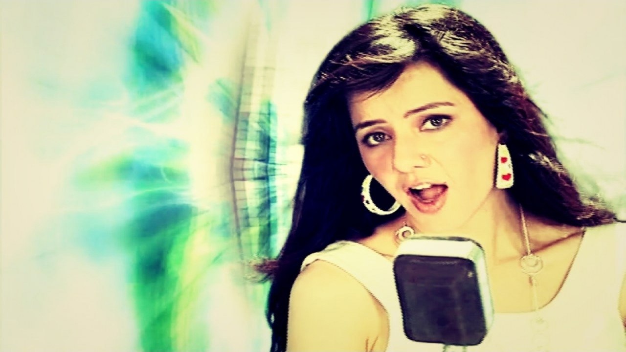 Rabi Pirzada -  Tere Ishq Mein