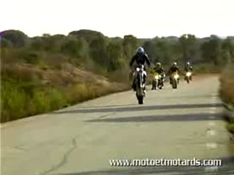 Motoetmotards Stunt faculty