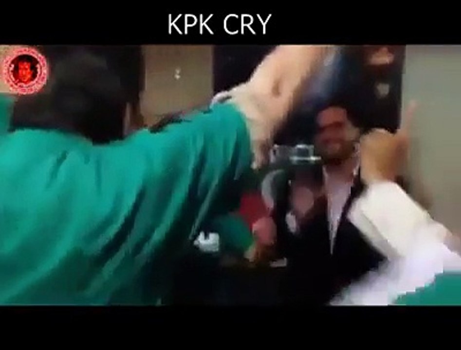 Azadi March- What is difference between a Monkey and a PTI dancing family