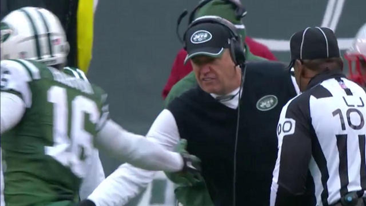 Harvin snags 11-yard pass, gets dapped by Rex Ryan
