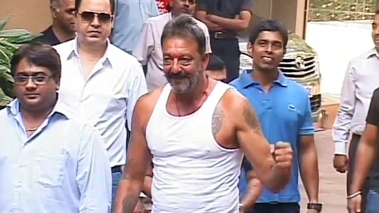 Watch what Sanjay Dutt said after watching PK