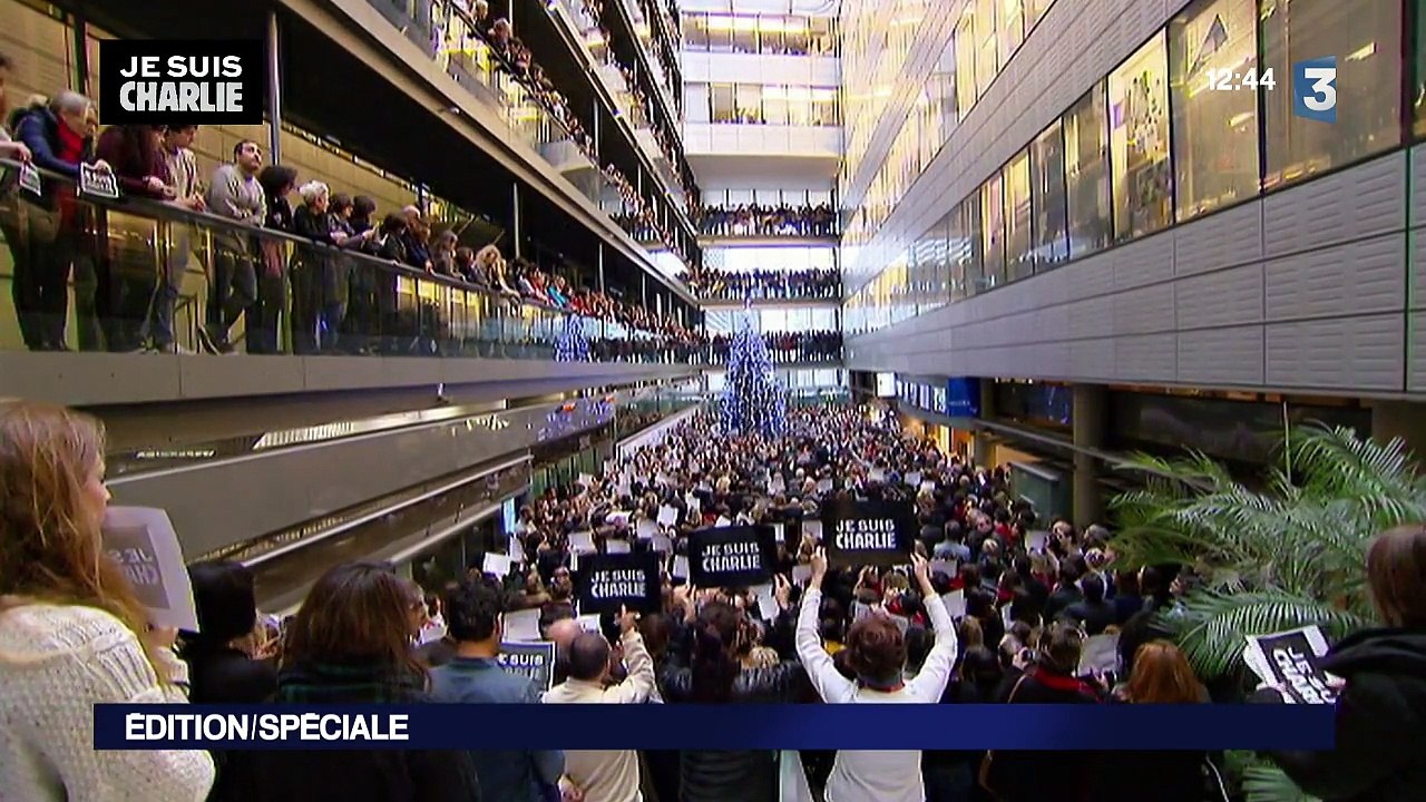 Charlie Hebdo : une minute de silence en hommage aux victimes