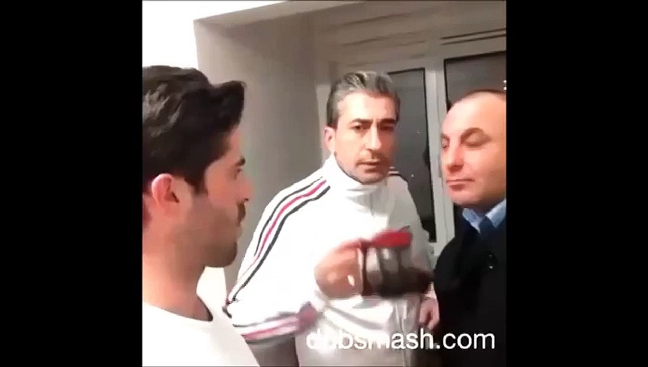 Ünlüler Dubblaj, ERKAN PETEKKAYA, Şakire Çay Yok,
