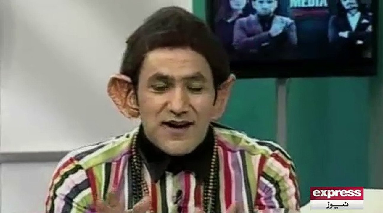 PK's Surprising Discoveries Upon Landing in Pakistan ✈️