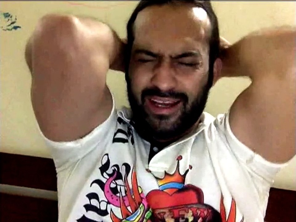 English vs Urdu, which language is designed in a funnier way?