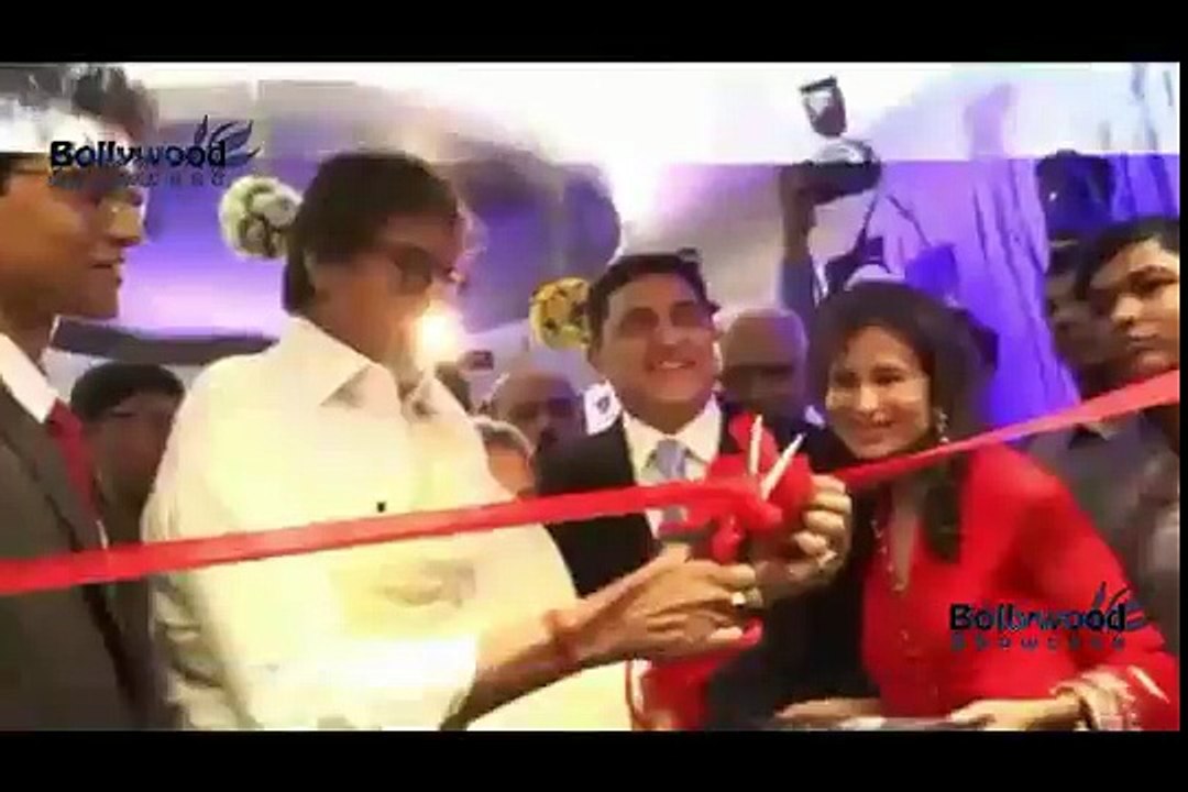 Amitabh Bachchan and Jaya Bachchan Inaugurating Femtosecnn Laser !