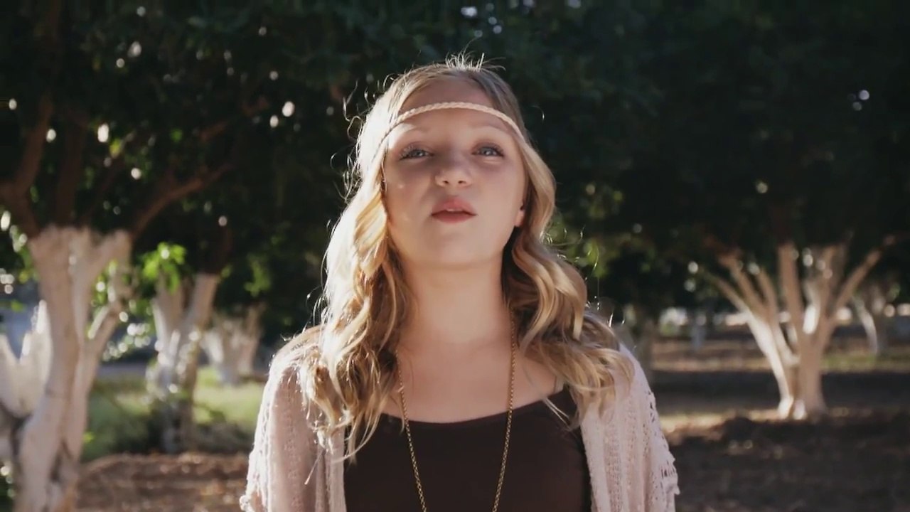 Kayli - Tapestry (VEVO 2015)