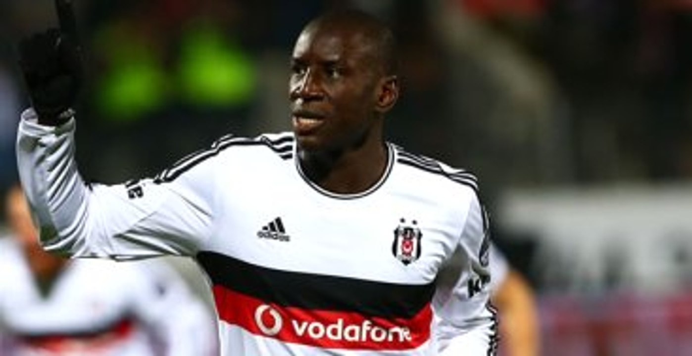 Demba Ba, Sarıyer Maçına Filistin Yazılı Kramponlarıyla Çıktı