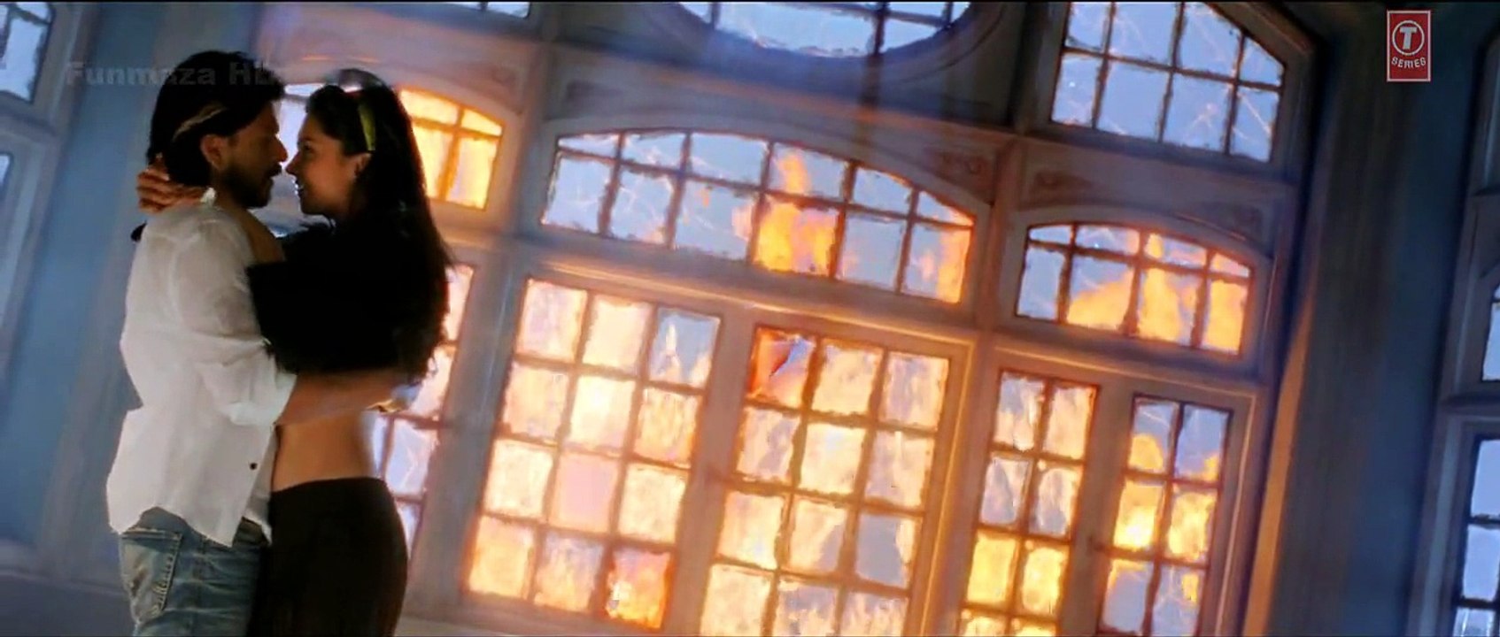 Manwa Laage Official Video Song - Happy New Year