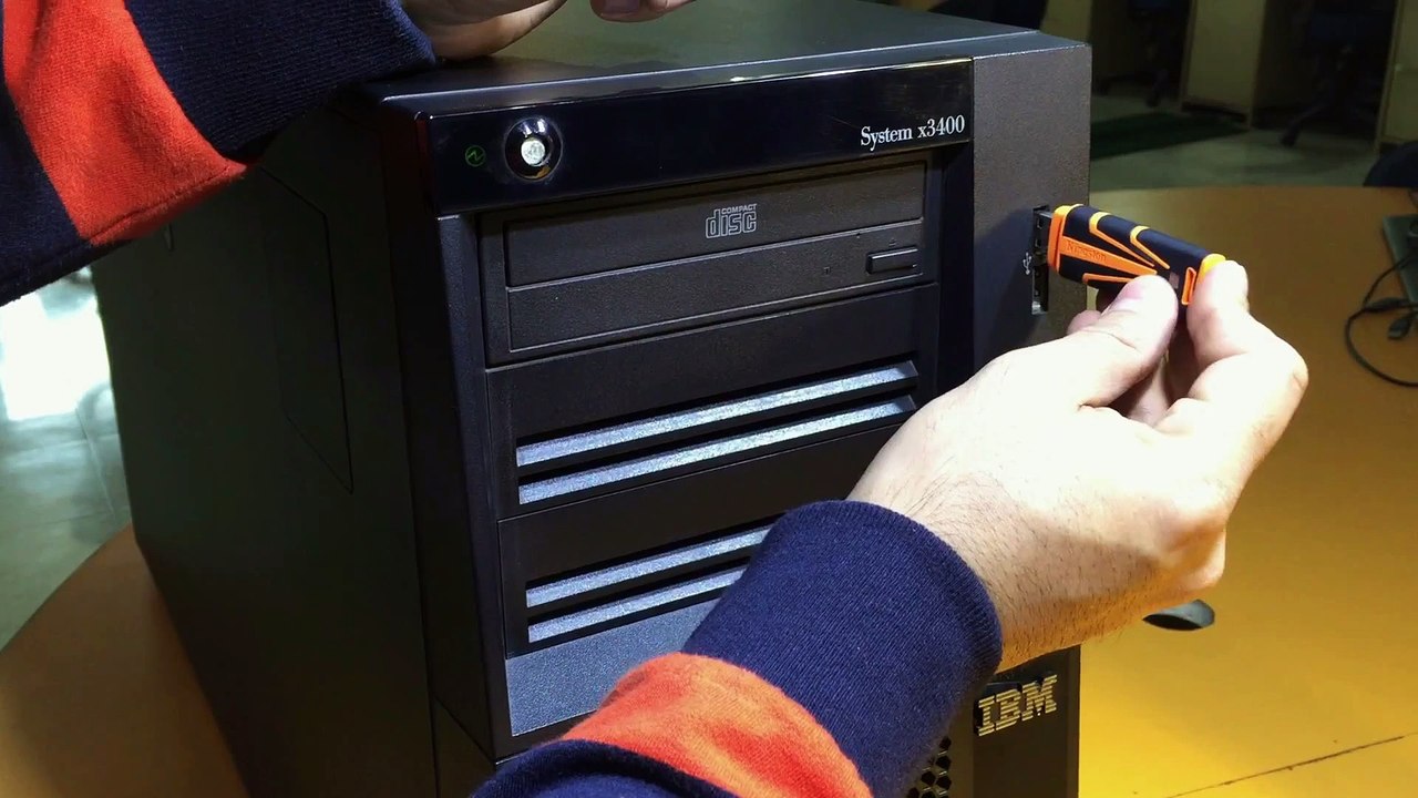 Secure system data using USB data theft protection software