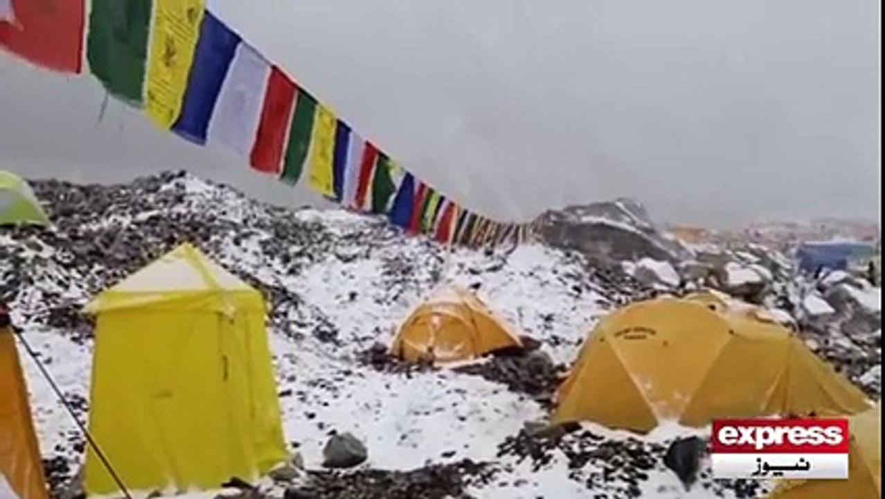 Footage of Mount Everest During Nepal Earthquake