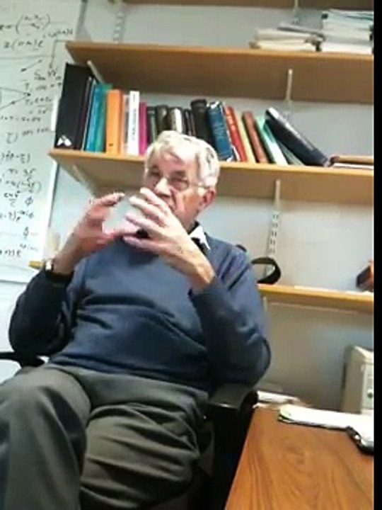 David Bohm, Wholistic Universe, quantum physics