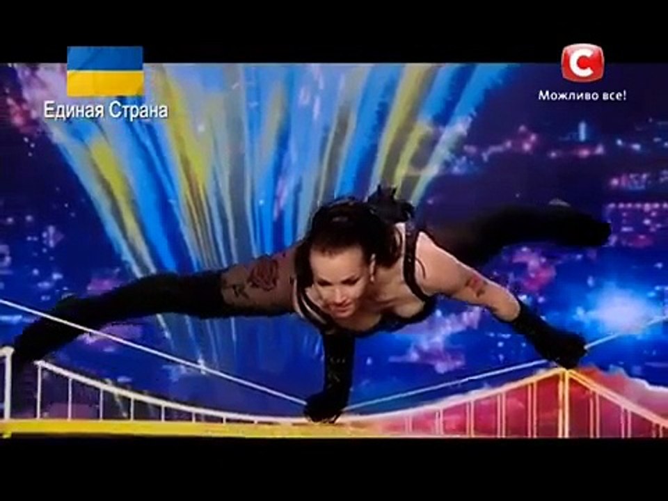 Amazing Girl Amazing Performance