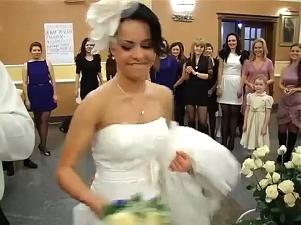 Смешная ситуация на свадьбе!!