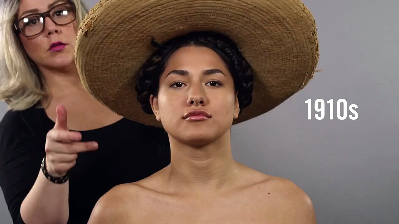 100 Years Of Mexican Beauty In 1 Minute