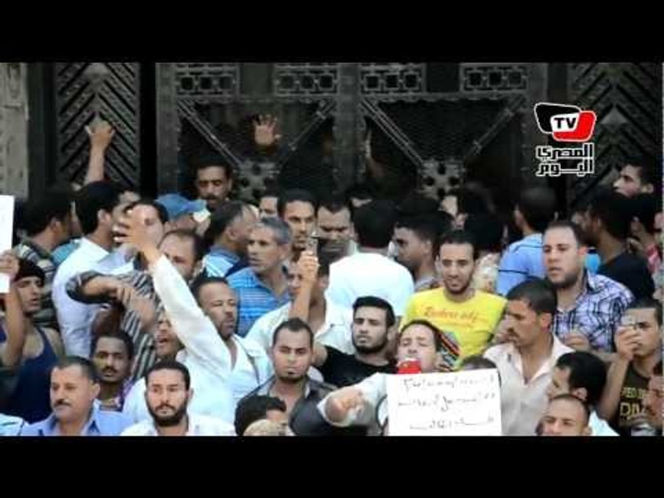 مظاهرة لعمال سيراميكا كليوباترا أمام «النائب العام»