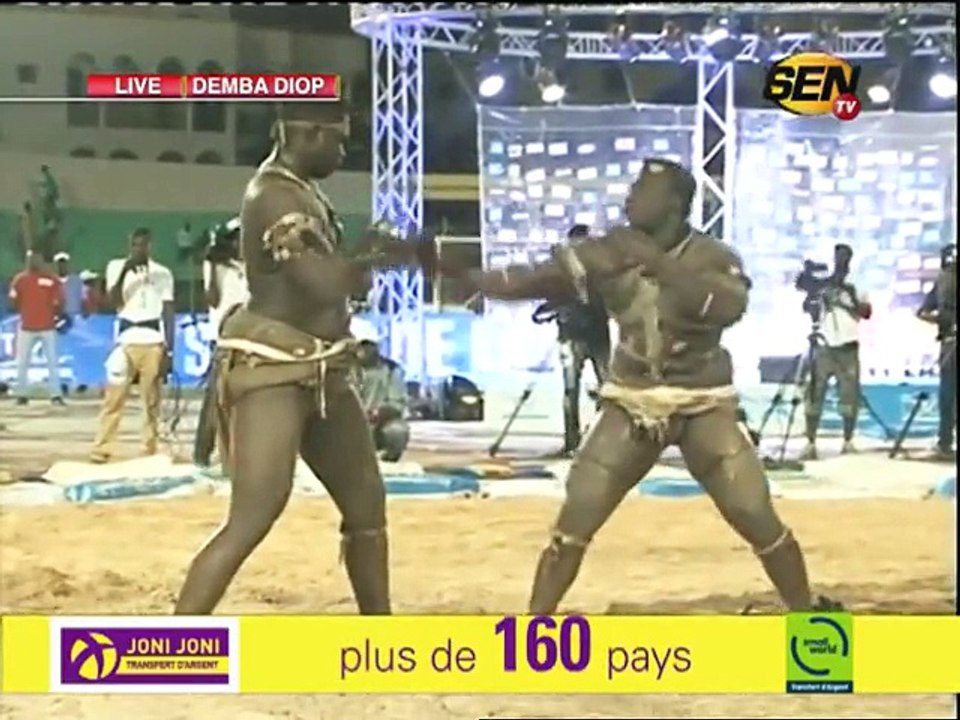 Ama Baldé impérial...Il terrasseTapha Tine