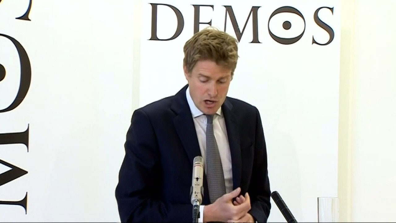 Tristram Hunt backs Liz Kendall for Labour leader