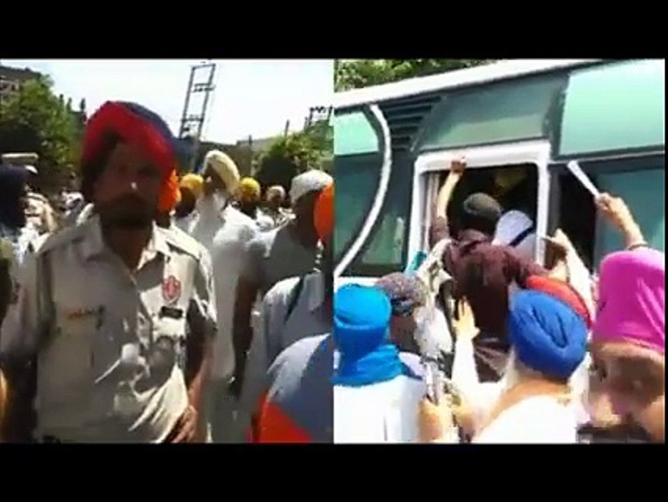 Singhs Detained by Police in Mohali