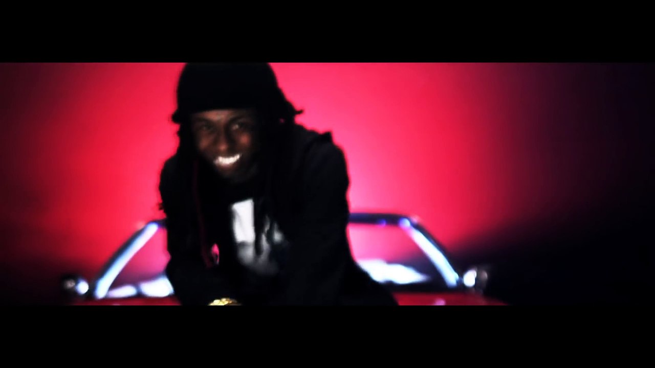 Lil Wayne - Hollyweezy (Official Music Video)