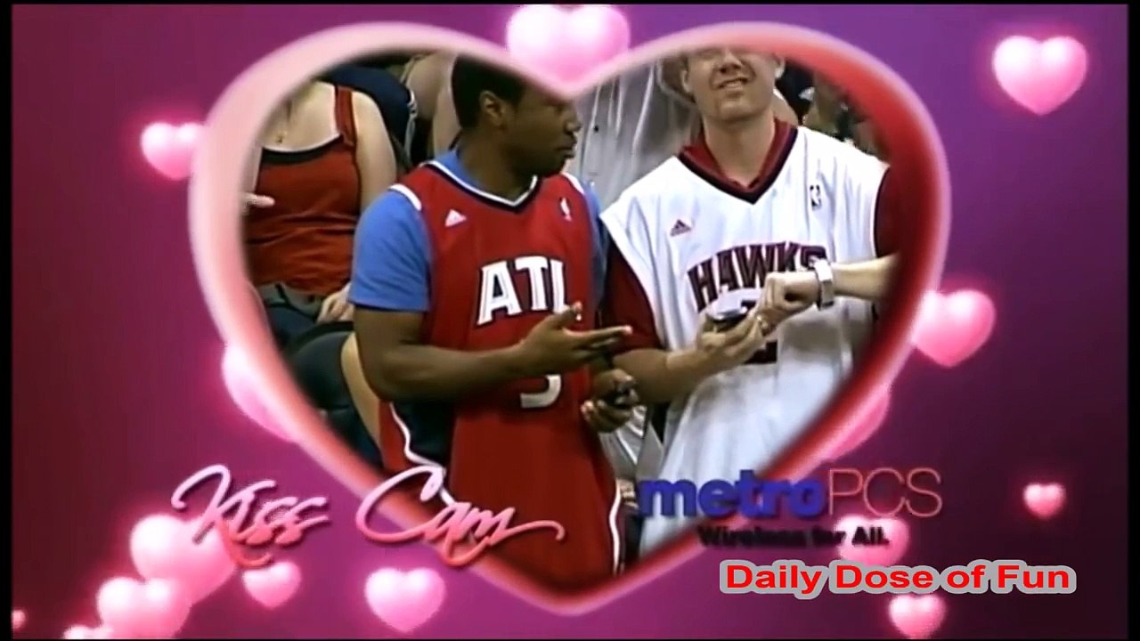 Funny Kiss Cam Fails (Kiss Cam Fail Compilation) - DDOF