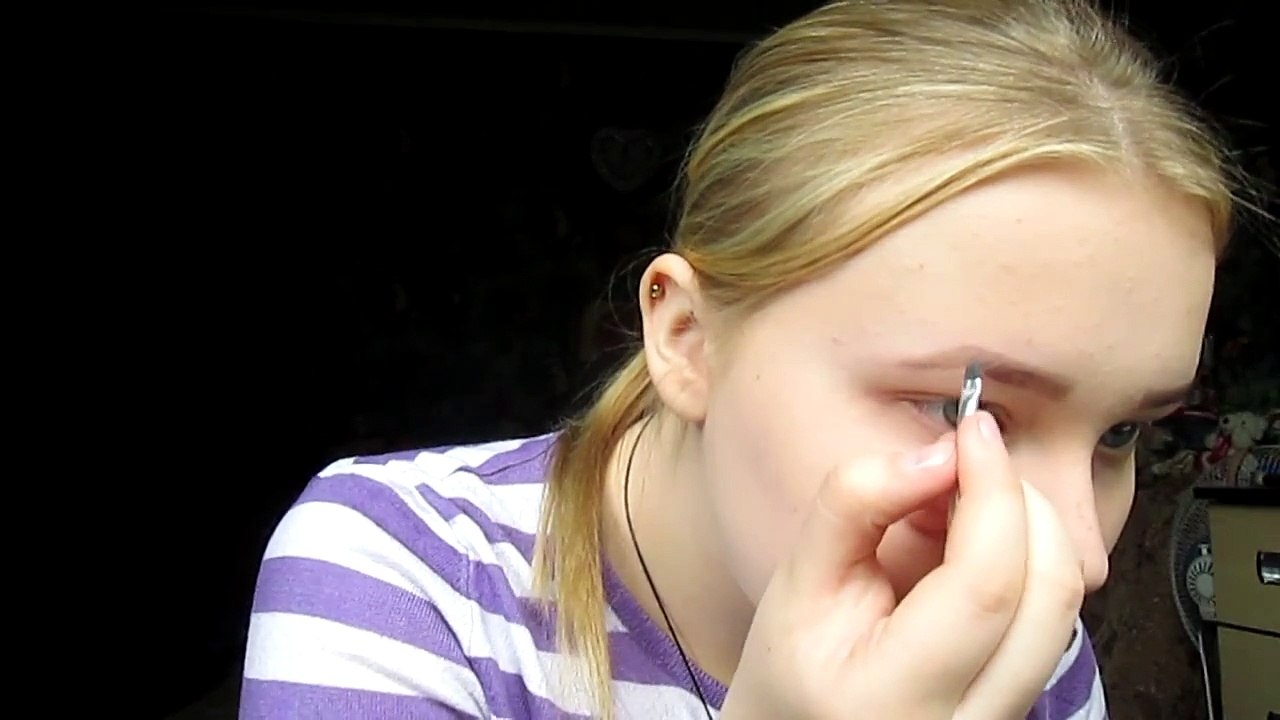 Makeup tutorial by Elena Gilbert ( Nina Dobrev ).