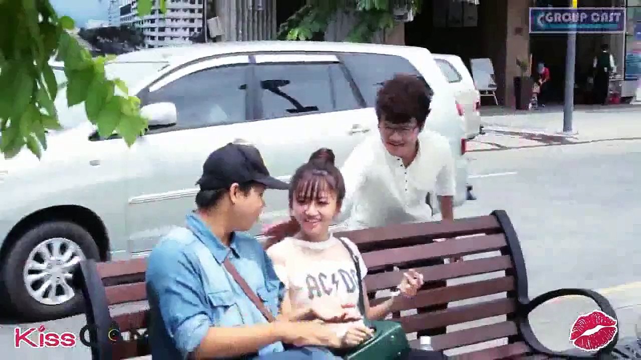 Kiss Cam Vietnamese