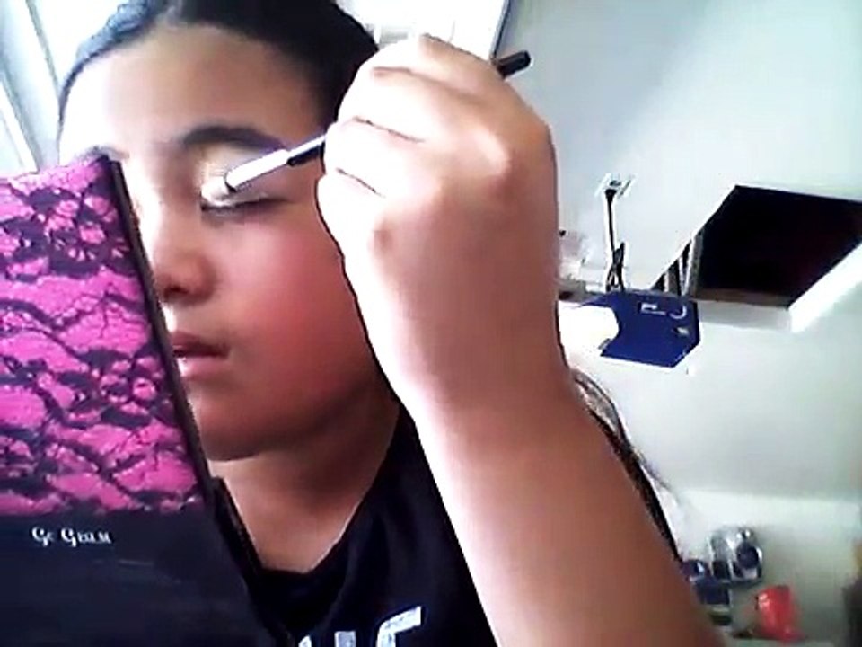 MAKEUP TUTORIAL: POCAHONTAS MAKEUP TUTORIAL